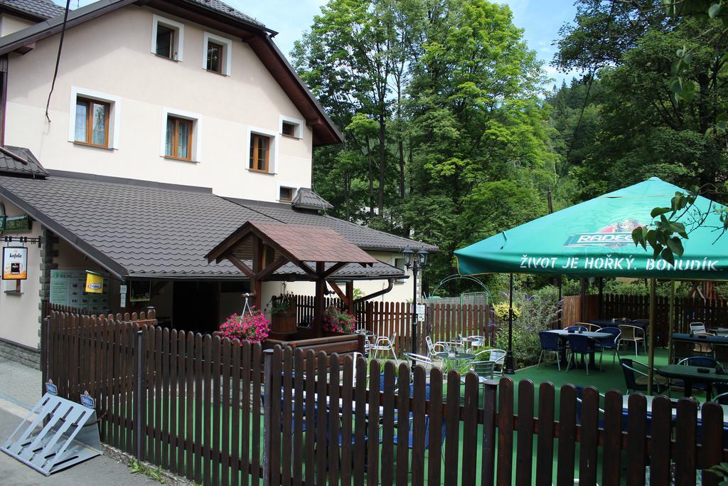 Hotel Saentis Komorní Lhotka Exterior foto